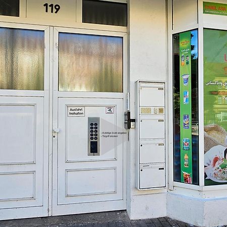Schoene Ferienwohnung 78M2, 3 Schlafzimmer, 2 Baeder, Zentrumnah, 1Og 埃尔福特 外观 照片