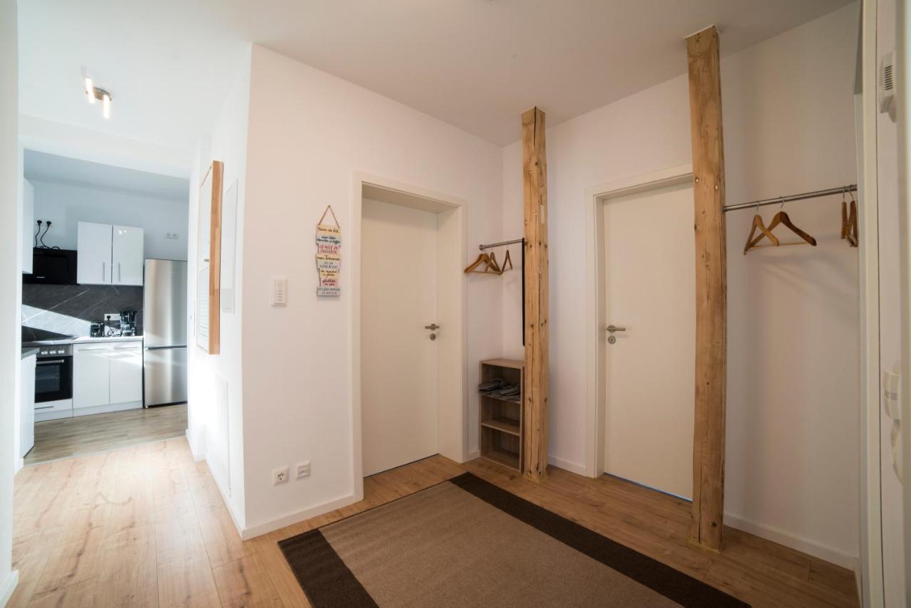 Schoene Ferienwohnung 78M2, 3 Schlafzimmer, 2 Baeder, Zentrumnah, 1Og 埃尔福特 外观 照片