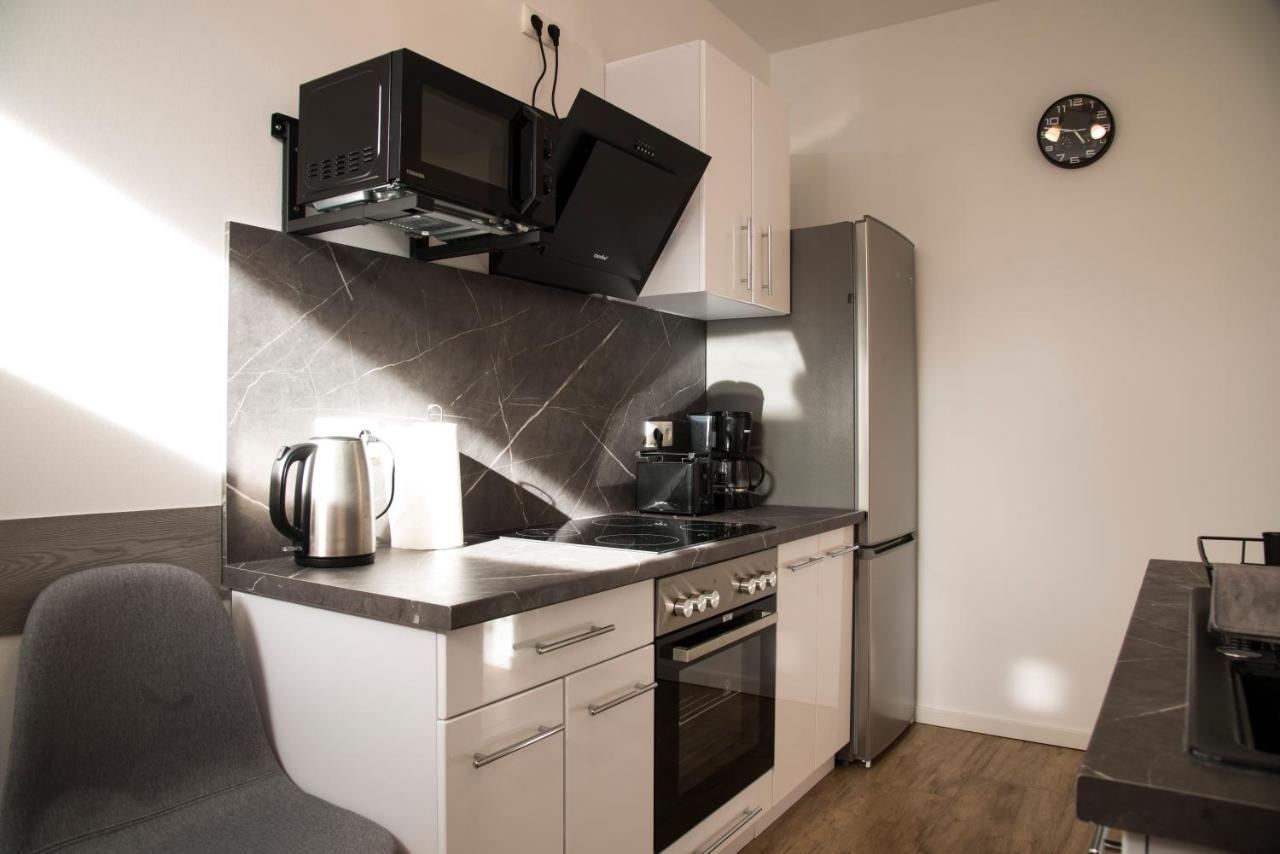 Schoene Ferienwohnung 78M2, 3 Schlafzimmer, 2 Baeder, Zentrumnah, 1Og 埃尔福特 外观 照片