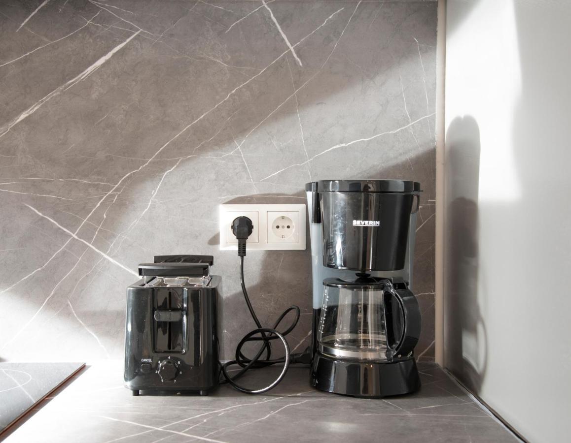 Schoene Ferienwohnung 78M2, 3 Schlafzimmer, 2 Baeder, Zentrumnah, 1Og 埃尔福特 外观 照片