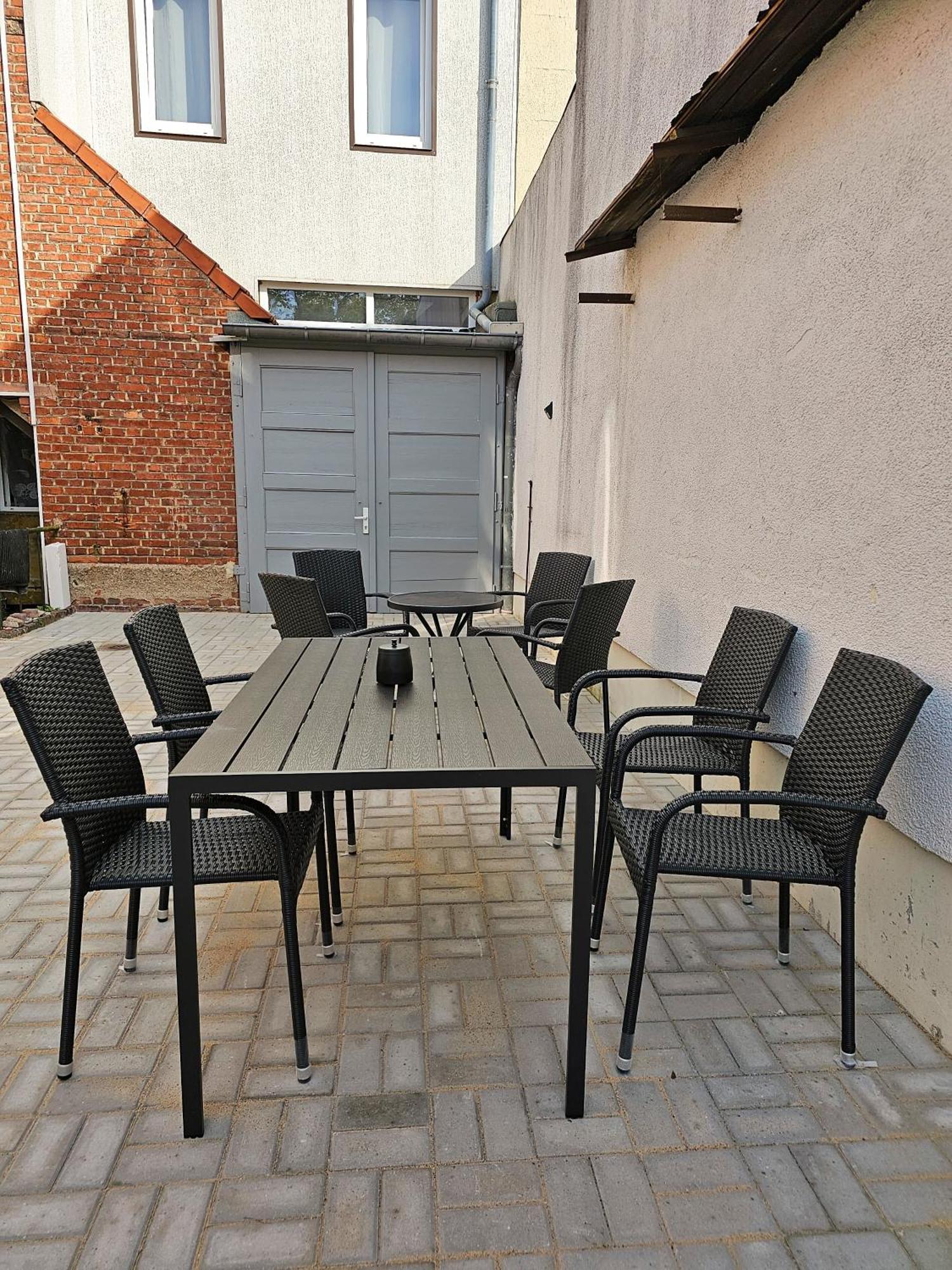 Schoene Ferienwohnung 78M2, 3 Schlafzimmer, 2 Baeder, Zentrumnah, 1Og 埃尔福特 外观 照片