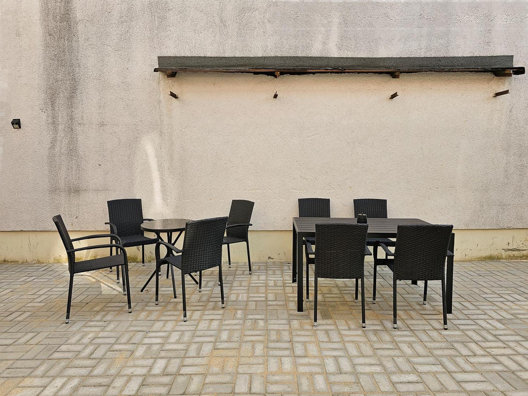 Schoene Ferienwohnung 78M2, 3 Schlafzimmer, 2 Baeder, Zentrumnah, 1Og 埃尔福特 外观 照片